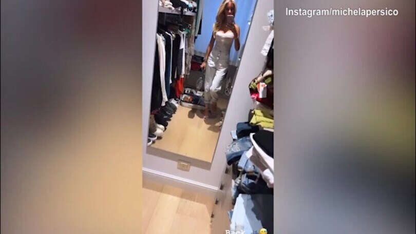 Monopattino elettrico e abito: che serata per Lady Rugani!