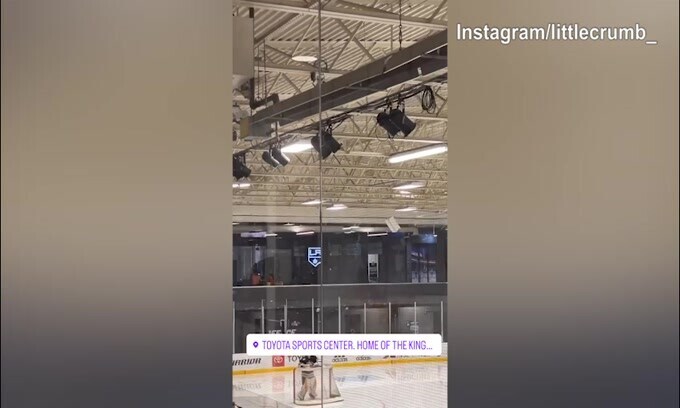 Elisabetta Canalis, ecco la visita al Toyota Sports Center