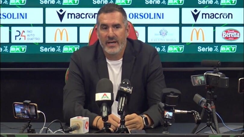 Sfogo di Lucarelli: "Sono stato l'unico ad accettare questa panchina.."