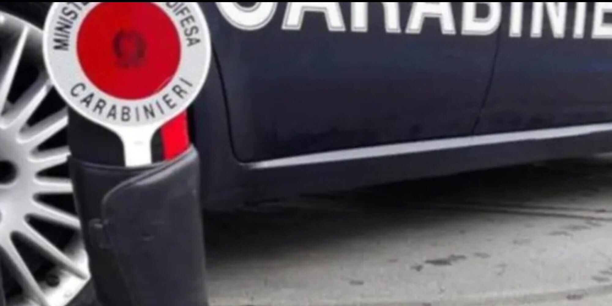 Verona, dà fuoco a un'auto in sosta: "Quel posto è mio"