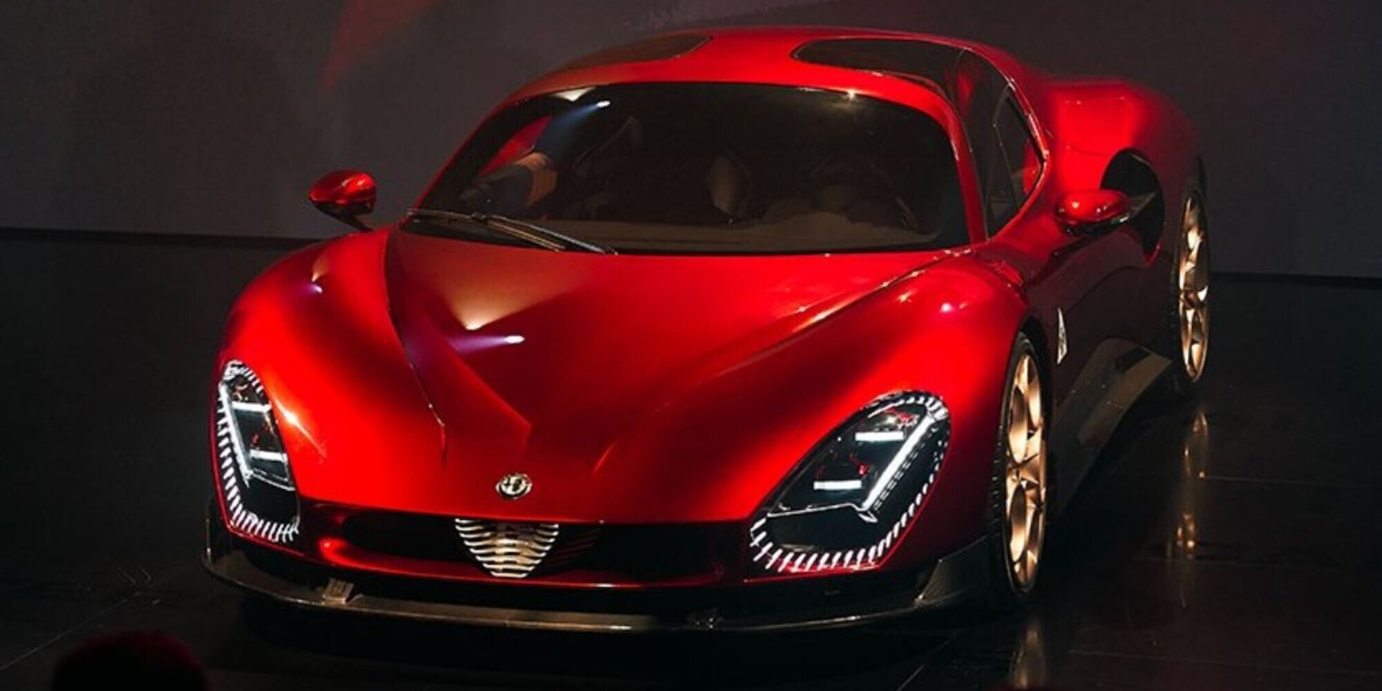 Alfa Romeo, torna la 33 Stradale: velocissima e potentissima