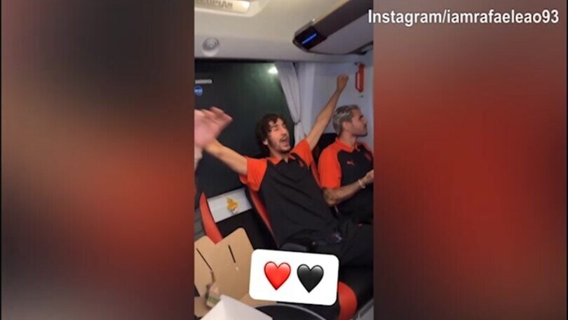 Cori anti-Juve, Chiné e la Figc indagano sui calciatori del Milan