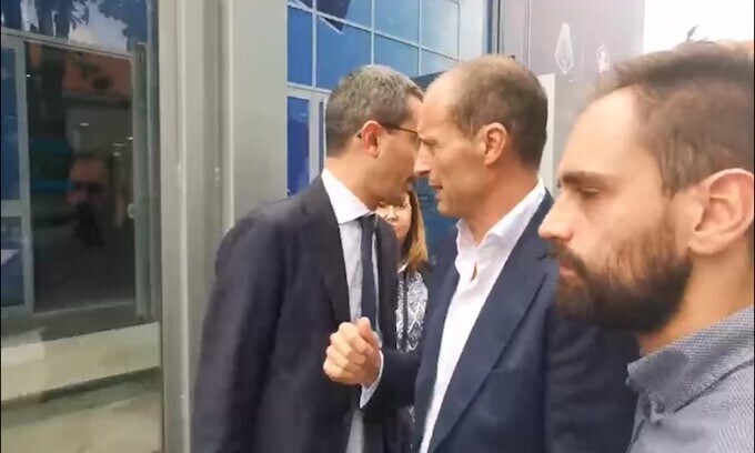 Juve, l'uscita di Allegri dall'incontro coi vertici arbitrali