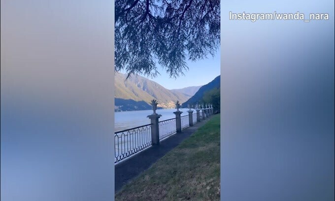 Wanda Nara, tramonto meraviglioso sul lago di Como