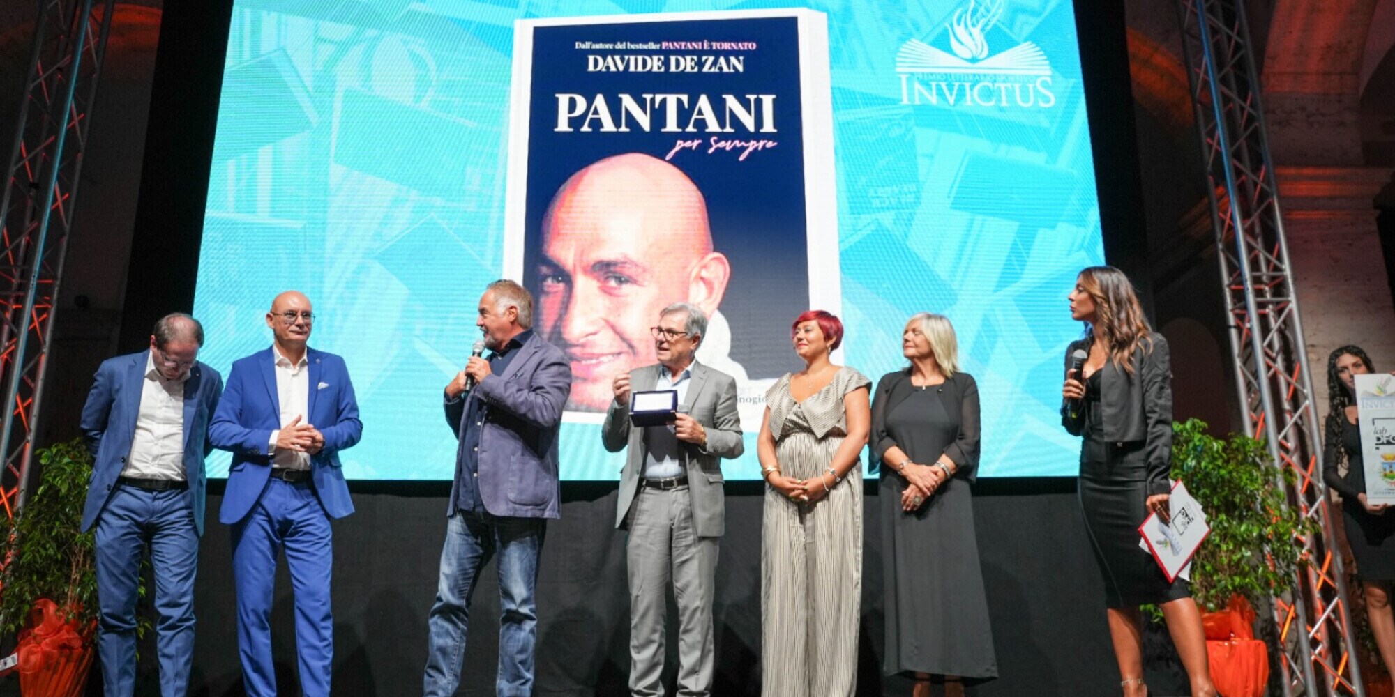 4° edizione dei Premi Invictus: vince il libro su Pantani