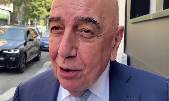 Galliani: "Gomez? Non smentisco". Poi arriva Calvo e...