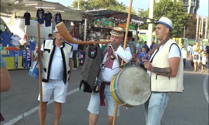 Italia-Ucraina: le voci dei tifosi da San Siro