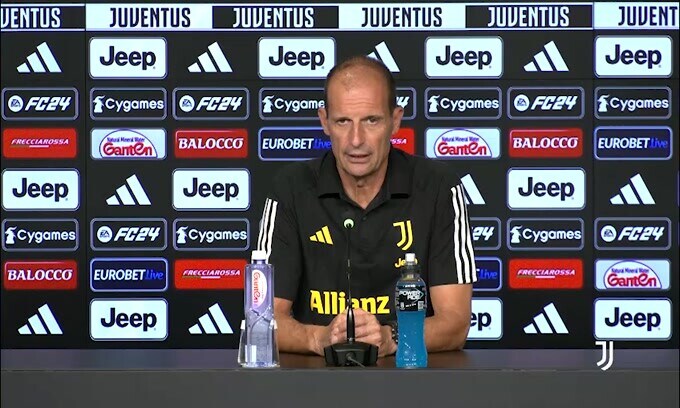 Allegri: "Formazione? Qualcuno deve ancora smaltire il fuso"