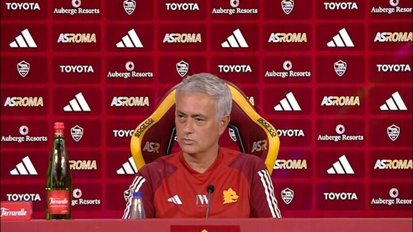 Mourinho ai giornalisti: "Voi negativi, noi più ottimisti..."