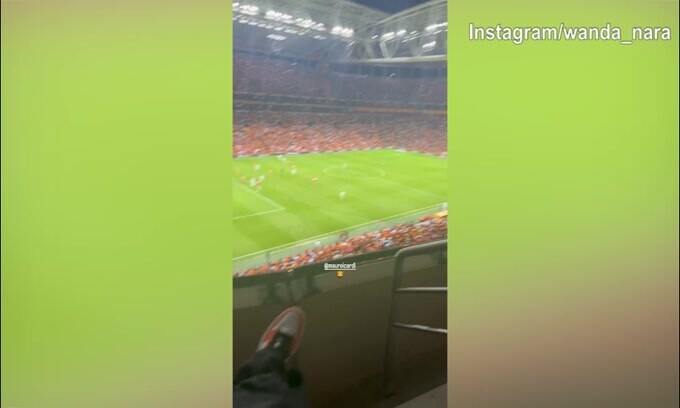 Galatasaray, Icardi segna e Wanda si gode lo spettacolo dalla tribuna