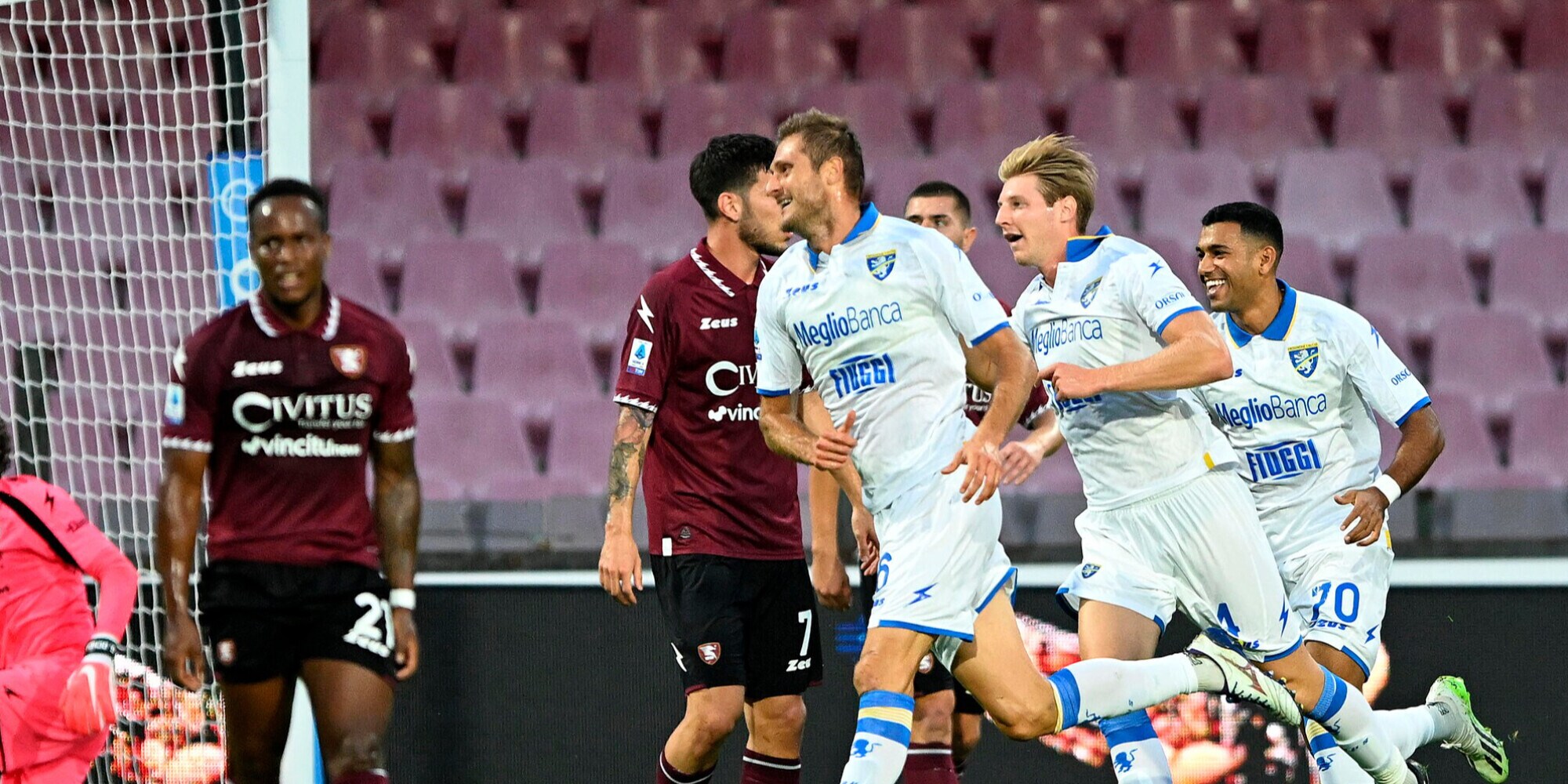 Un buon Frosinone pareggia a Salerno: Barrenechea in campo 90', Soulé 77'
