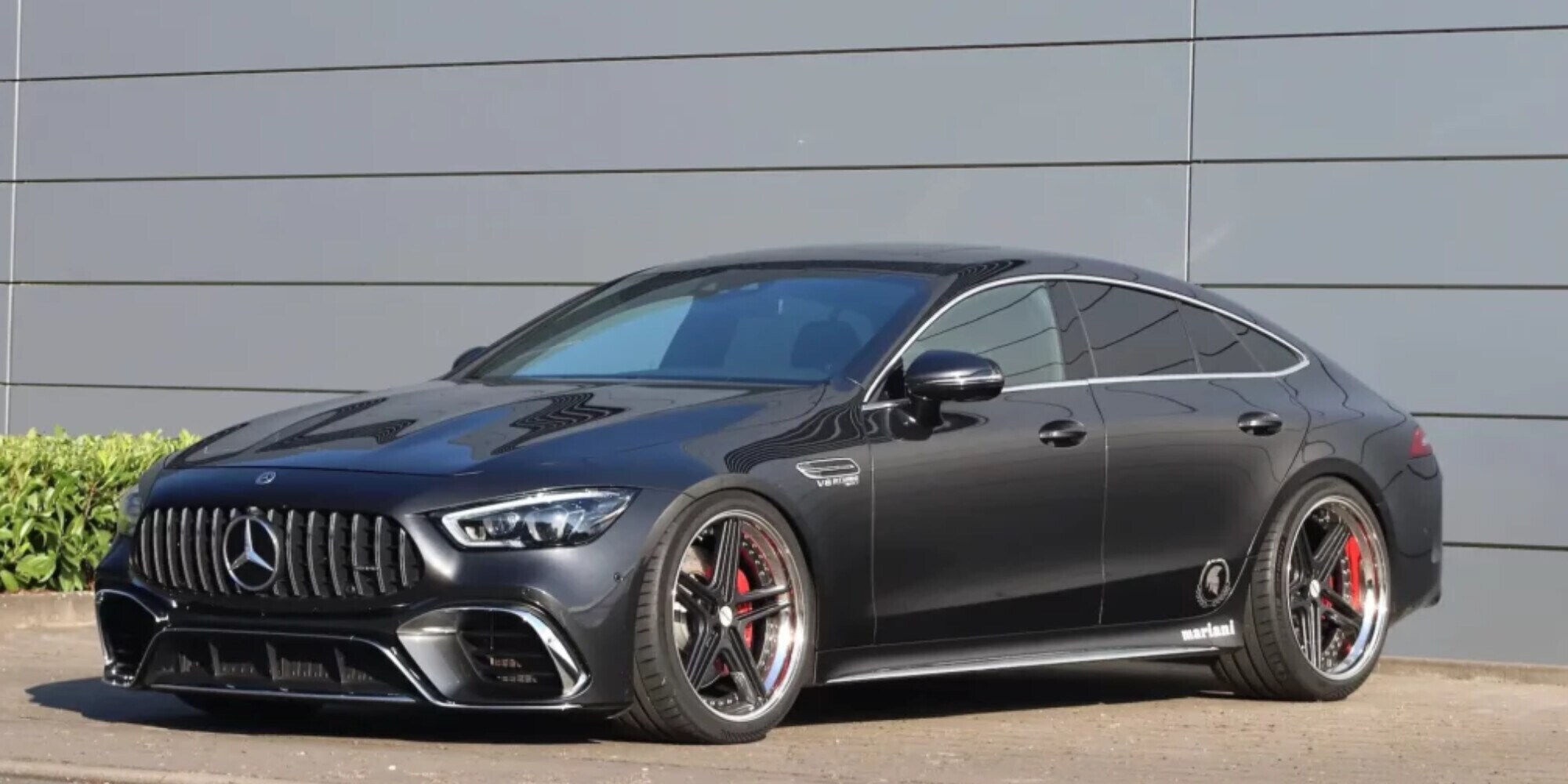 Mercedes-AMG GT, con Mariani è ancora più aggressiva