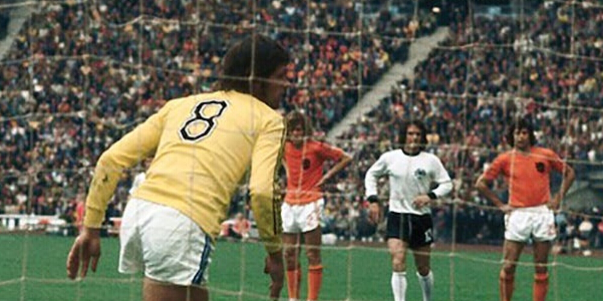 Jongloebd: il portiere ha il numero 8