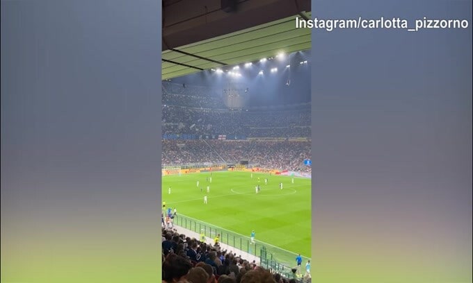 Sassuolo, Castillejo torna a San Siro: la fidanzata riprende l'ingresso