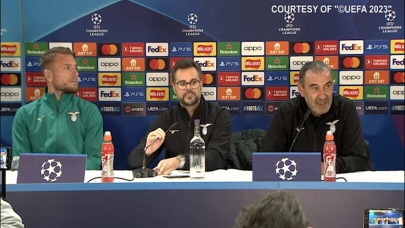 Sarri chiarisce: "Rispondo solo a 5 domande e me ne vado.."
