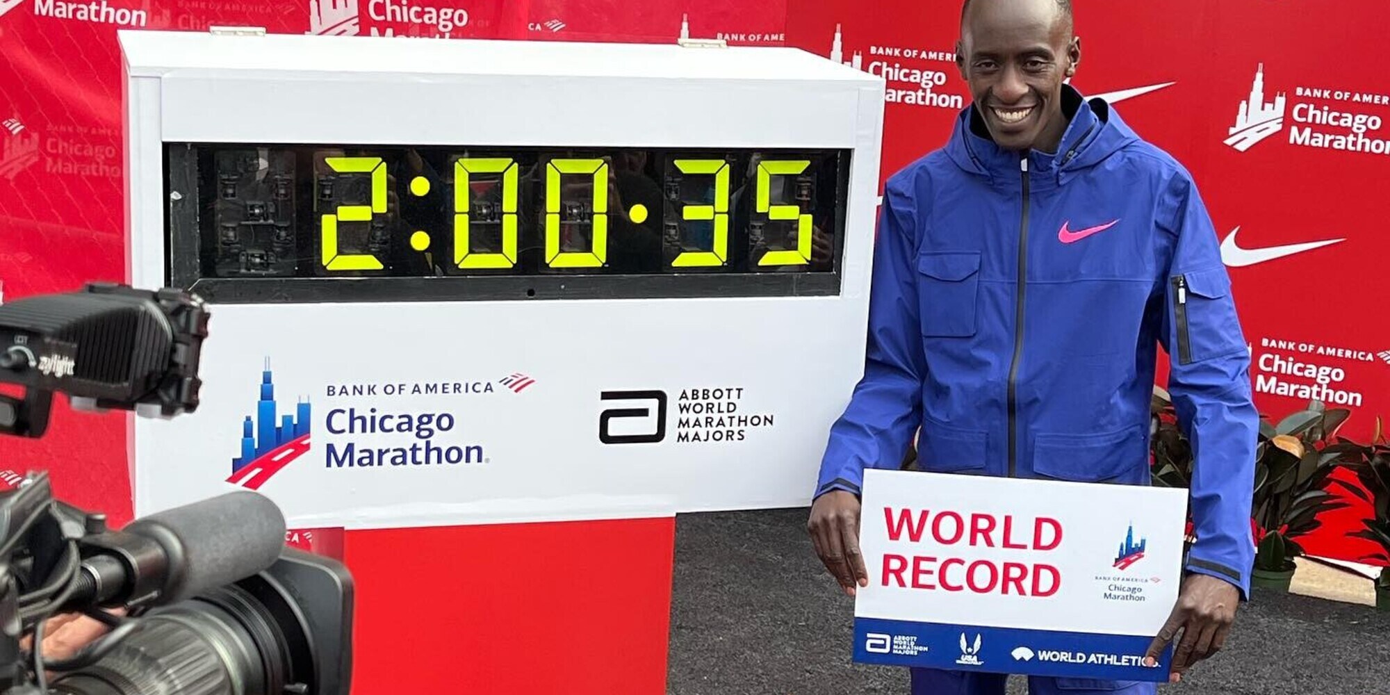 Record del mondo a Chicago Marathon, Kelvin Kiptum scrive la storia