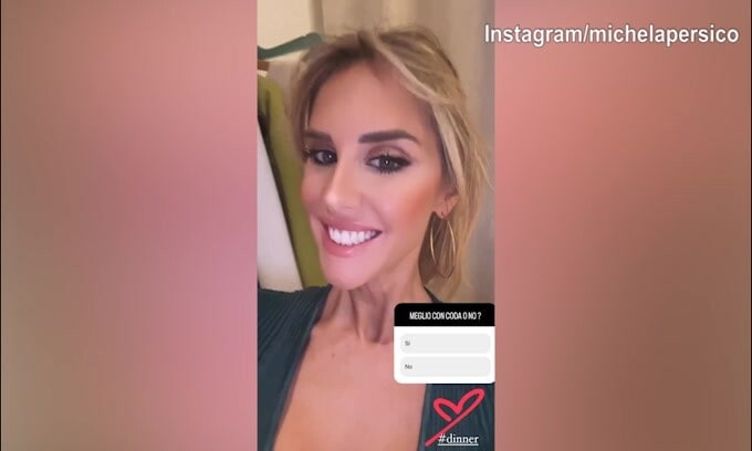 Michela Persico, domanda ai fan: "Meglio con la coda o no?"