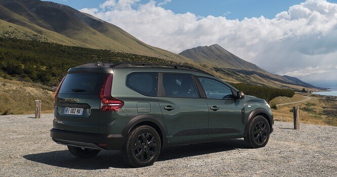 Dacia Jogger Hybrid, il test drive