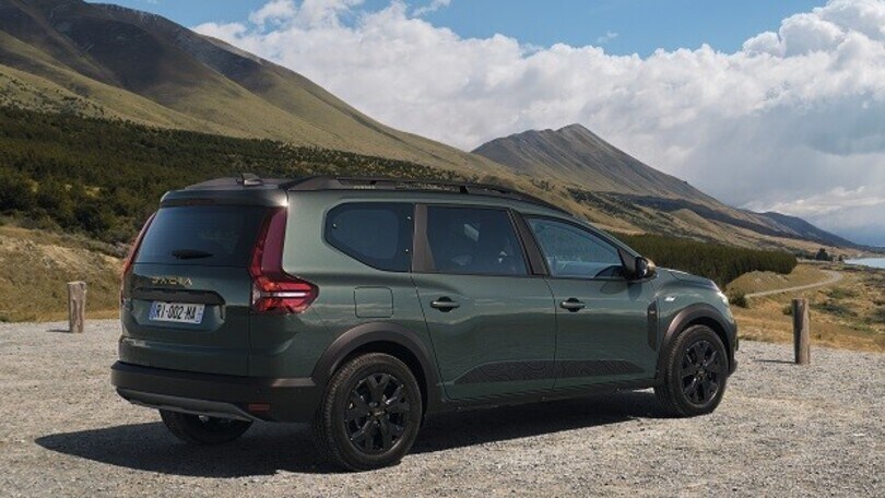 Dacia Jogger Hybrid, il test drive