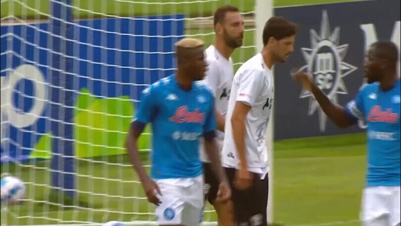 Osimhen infortunato, allarme Napoli