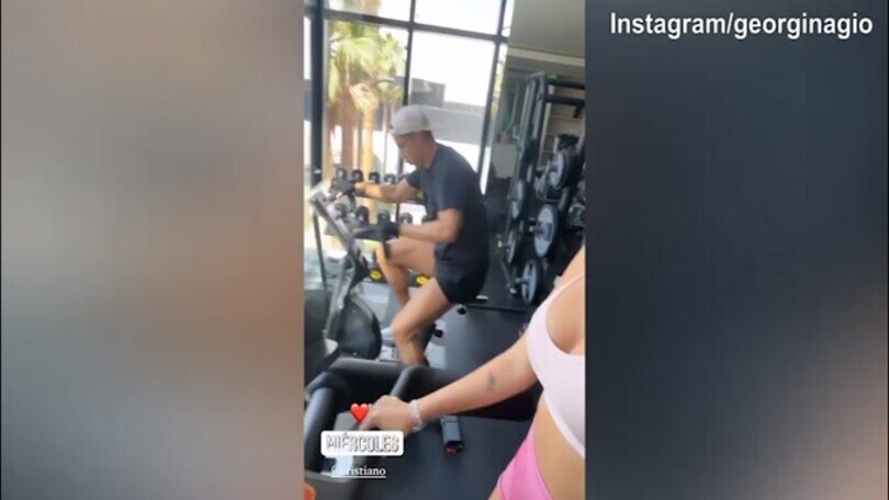 Palestra mattutina per CR7 e Georgina