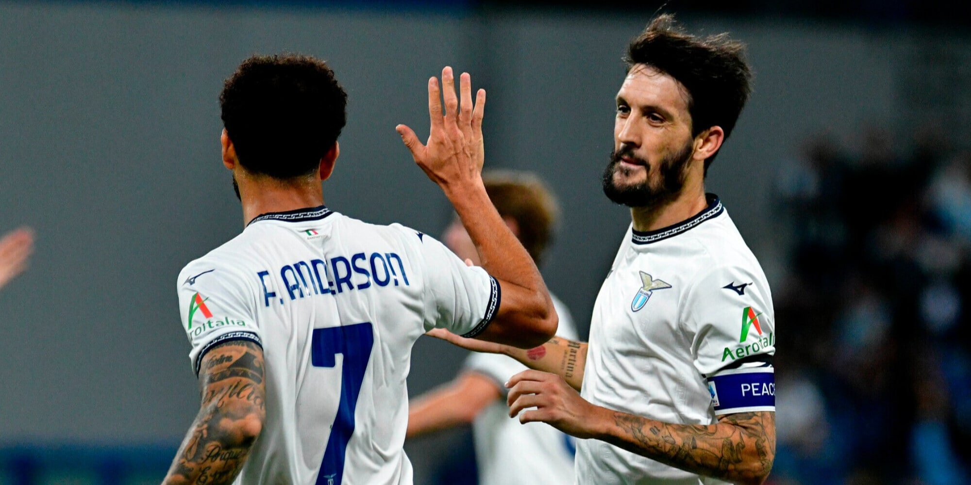La Lazio c'è, vittoria in casa del Sassuolo: Sarri aggancia l'Atalanta