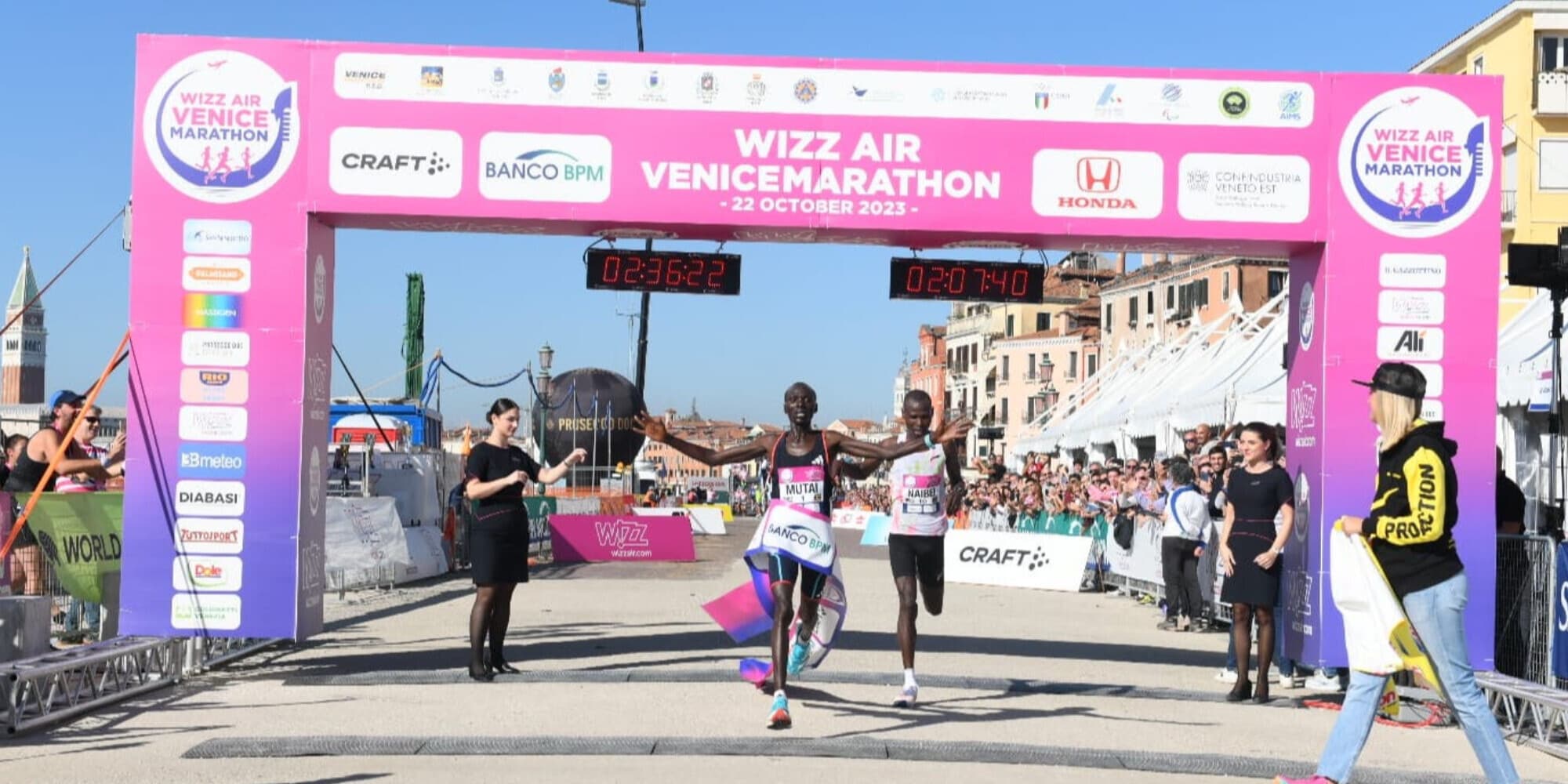 Solomon Mutai è da record alla 37^ Wizz Air Venicemarathon