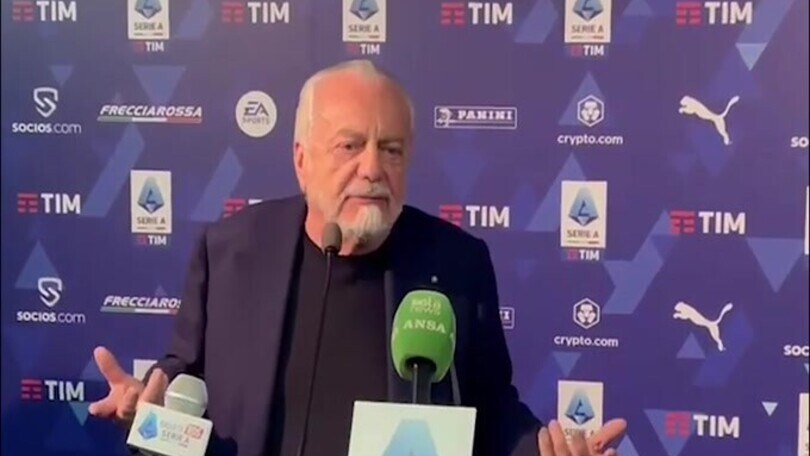 De Laurentiis, attacco sui diritti tv: "Sky e Dazn non fanno bene al calcio"