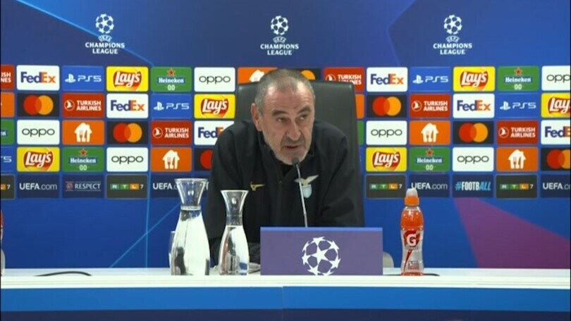 Sarri: "Striscione contro di me? Meglio che offendano che tirino il piscio"