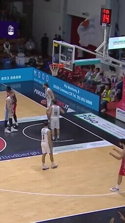 Vanoli Basket Cremona - UNAHOTELS Reggio Emilia