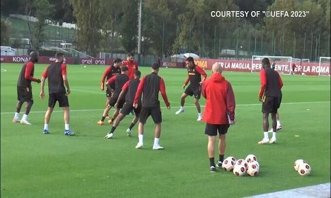 Roma, i giallorossi si allenano a Trigoria