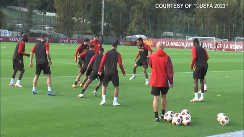 Roma, i giallorossi si allenano a Trigoria