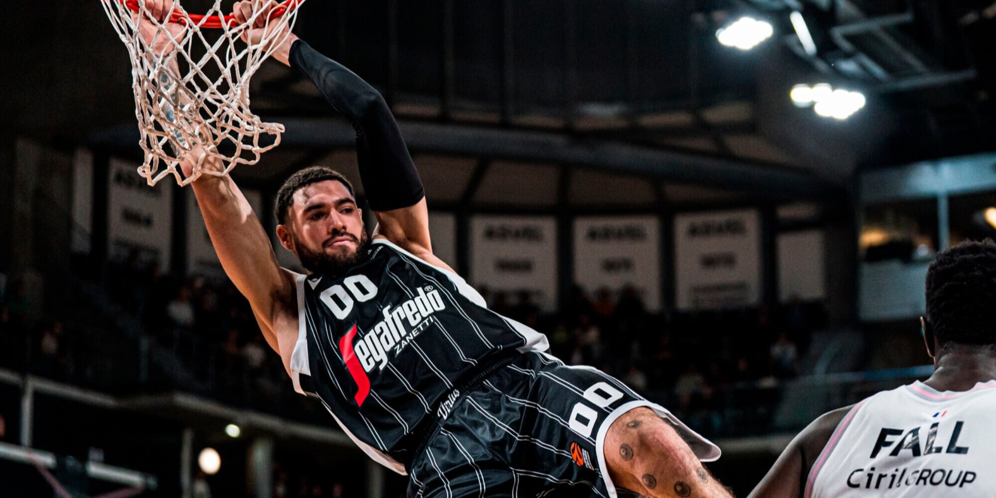 Eurolega, la Virtus Bologna batte Pozzecco: vittoria a Lione