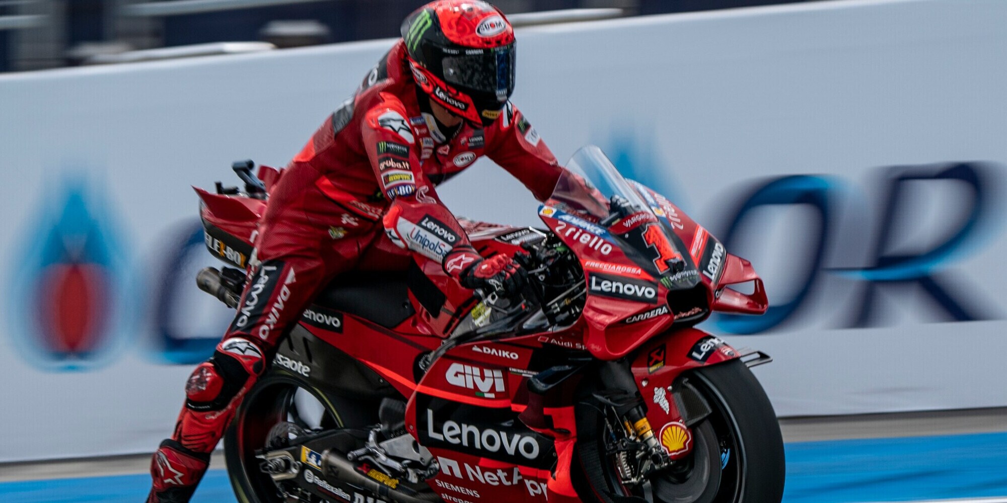 Ducati, pole super di Martin in Thailandia: battuto Marini, Bagnaia 6°