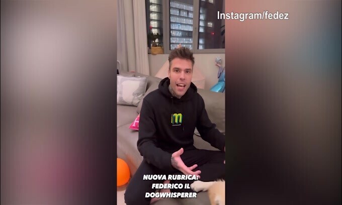 Fedez col suo cane, il video fa troppo ridere