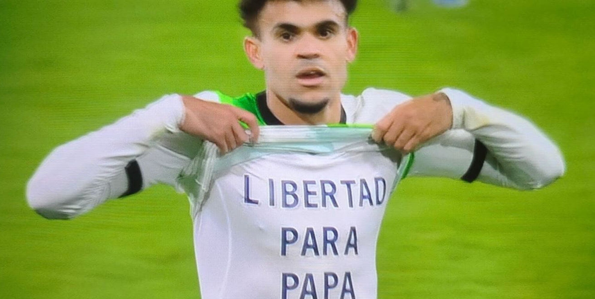 Luis Diaz, gol al 95' e appello sulla maglia per il papà rapito in Colombia