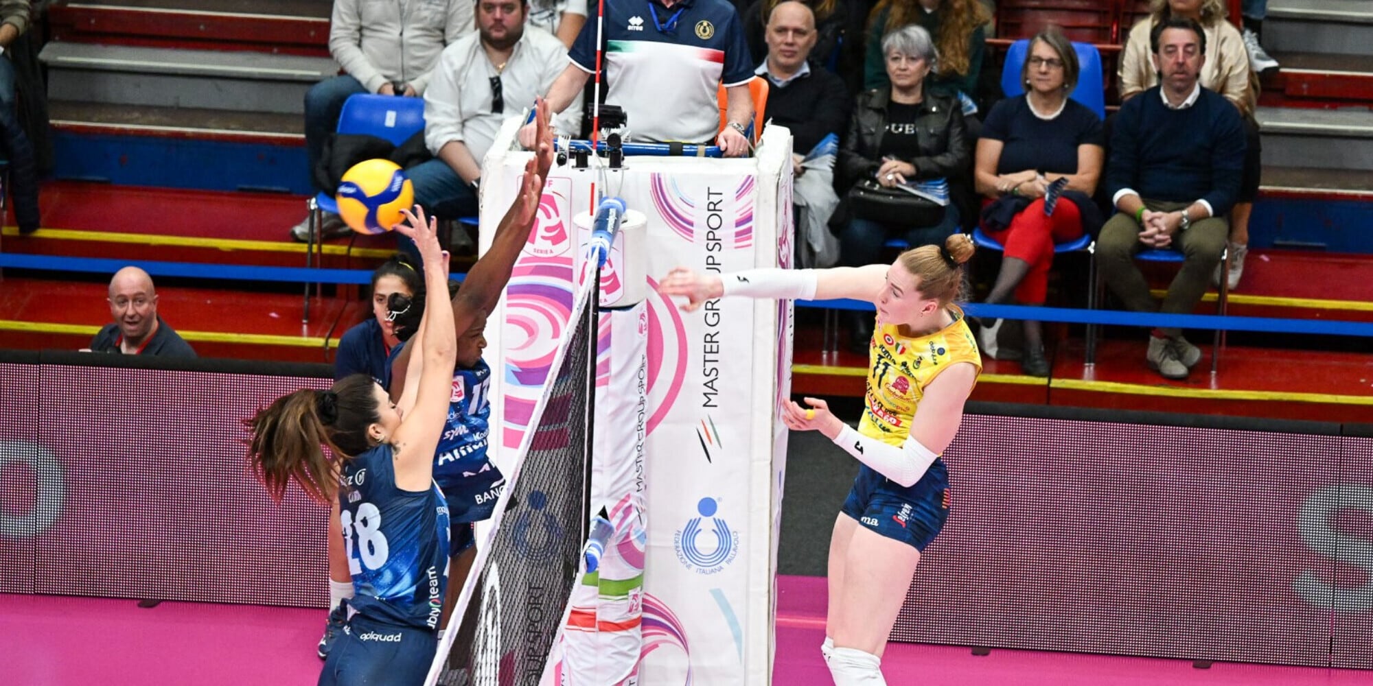 A Milano 12.562 spettatori, è record per il volley femminile
