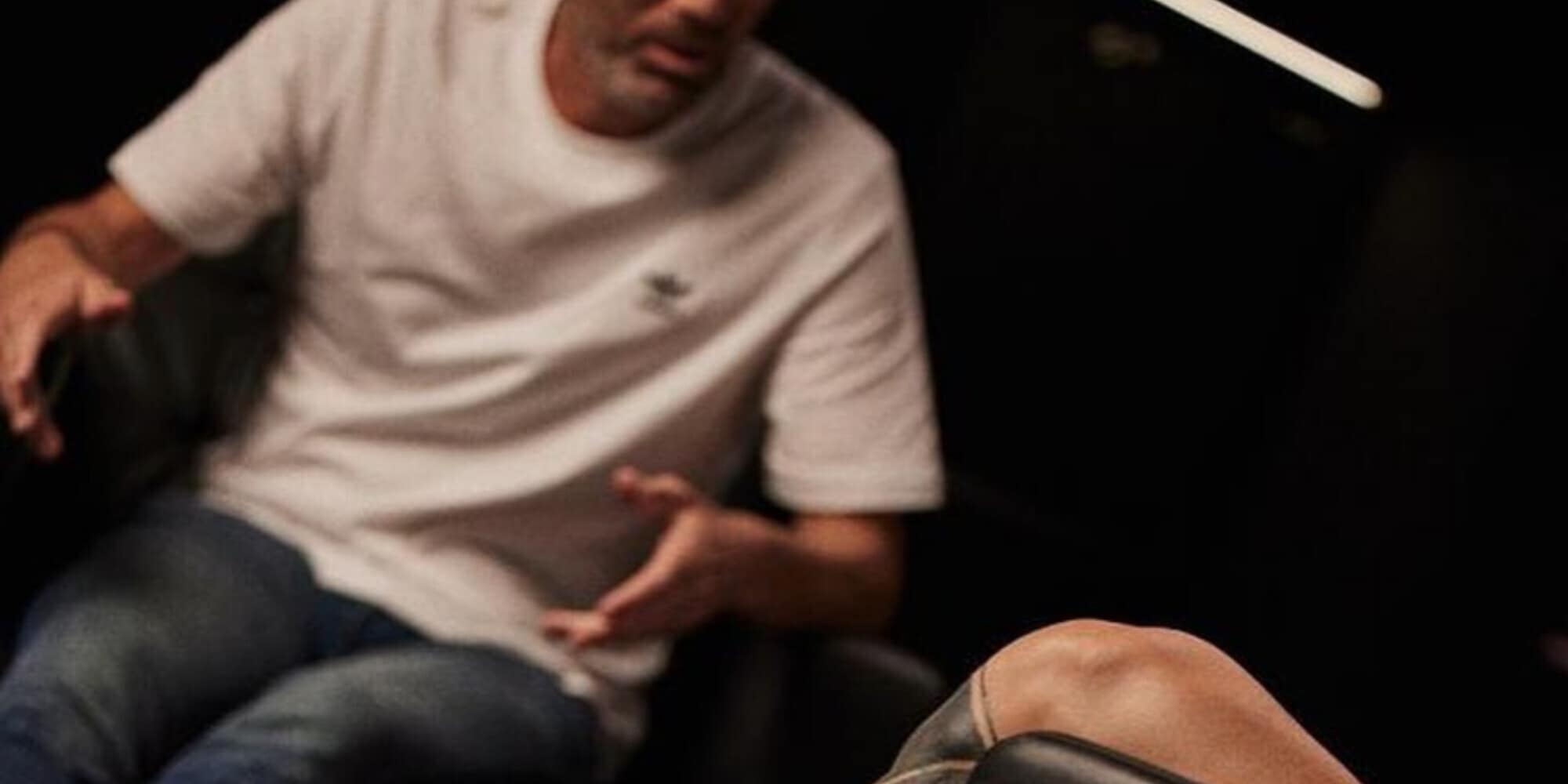 Zidane, la foto è misteriosa, ma il tatuaggio è un indizio: lo riconoscete?
