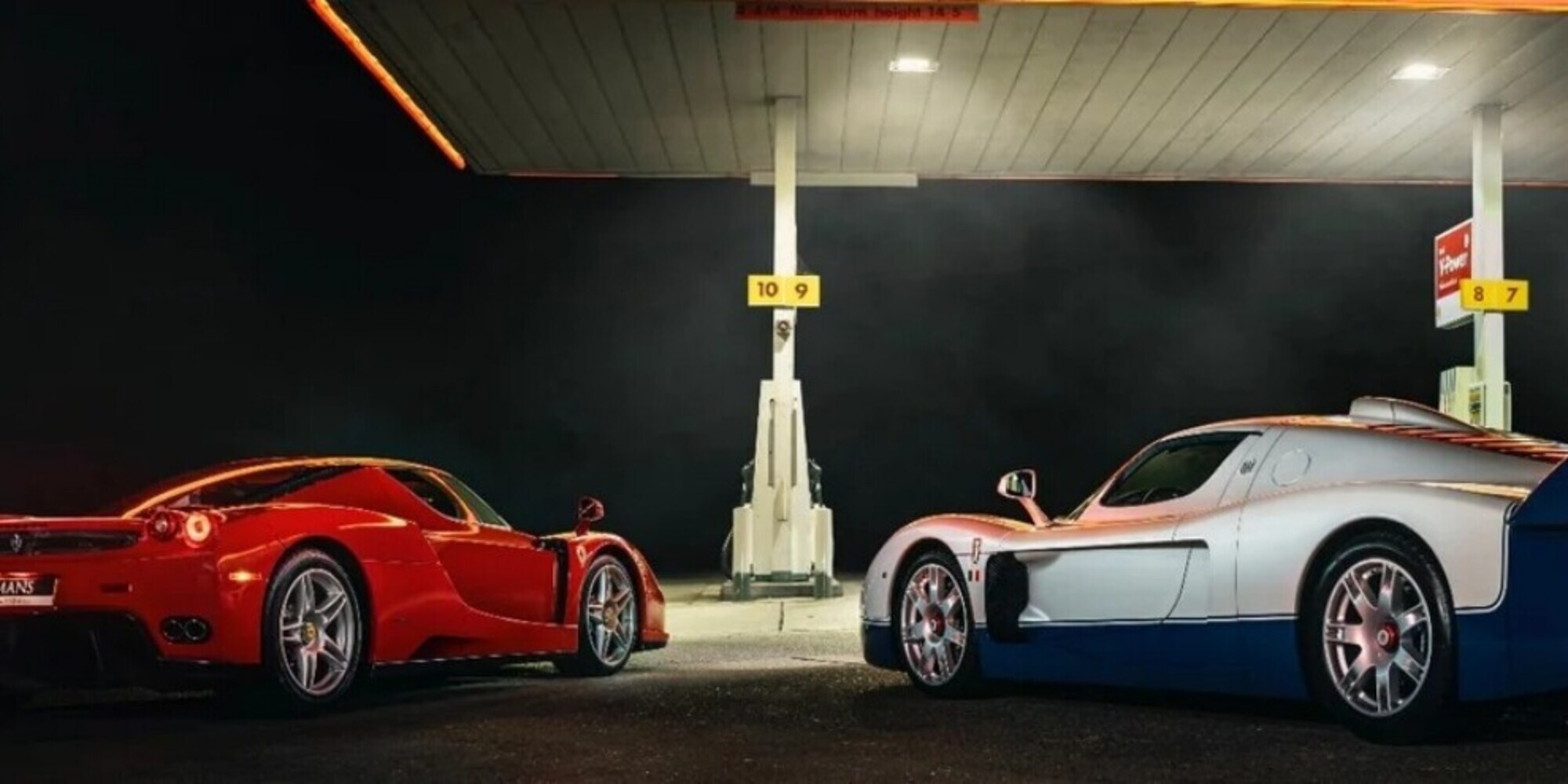 Compra due rare Ferrari e Maserati, ma le guida un solo giorno: la scoperta