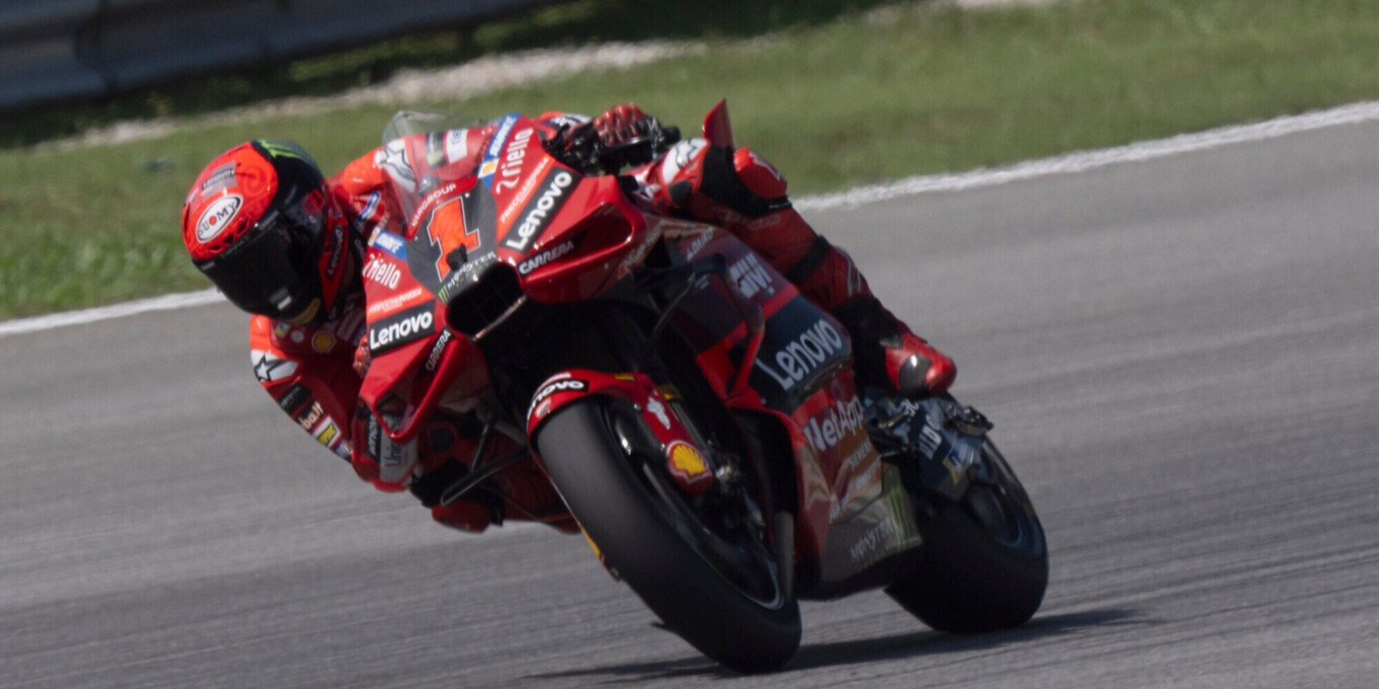 Bagnaia terzo in Malesia, allunga su Martin. Vince Bastianini