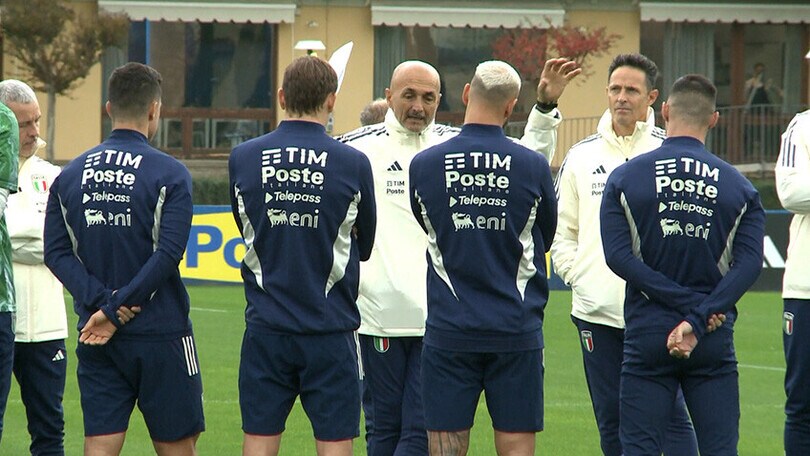 Allenamento a Coverciano per gli Azzurri