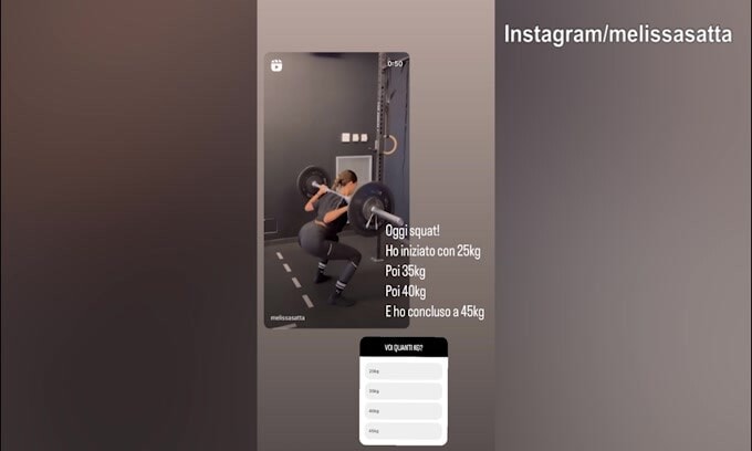 Melissa Satta, lavoro di forza in palestra
