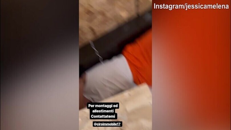 Lady Immobile, messaggio social: "Per montaggi contattatemi..."