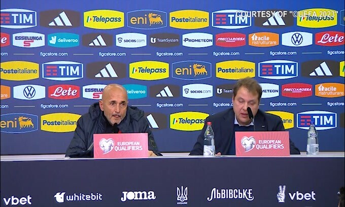Spalletti, siparietto simpatico su Petagna: "Come mai..."