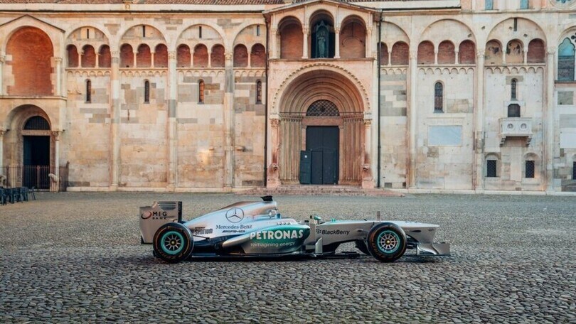 Mercedes W04 di Lewis Hamilton all'asta