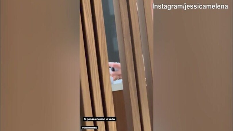 Jessica e Ciro, siparietto casalingo tutto da ridere...