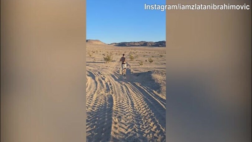 Il messaggio di Ibra sui social: "Prima corsa nel deserto"