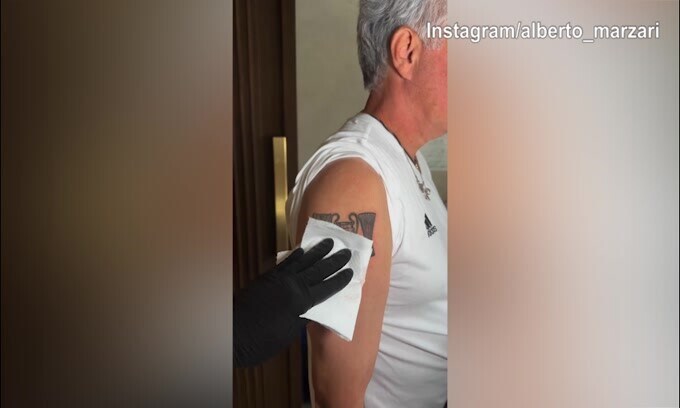 Mourinho, restyling al tatuaggio dei trofei