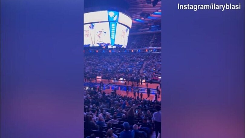 Nba, New York-Miami: Ilary Blasi e Bastian assistono alla sfida