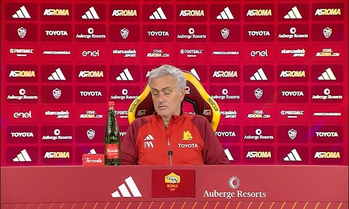 Mourinho avvisa: "Occhio alle ripartenze dell'Udinese"